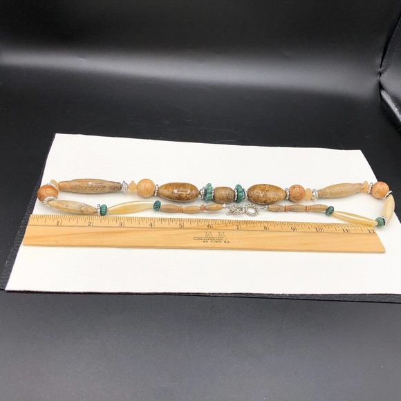 Tribal Carved Style 24” Chunky Acrylic Bead Necklace Faux Sandstone Earth Tones - Picture 9 of 9